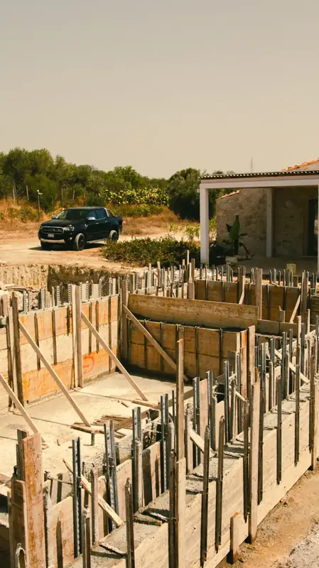 Nuova piscina in costruzione, foto 2 di 4